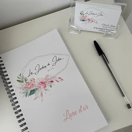 Les Jardins De Jodie 度假居